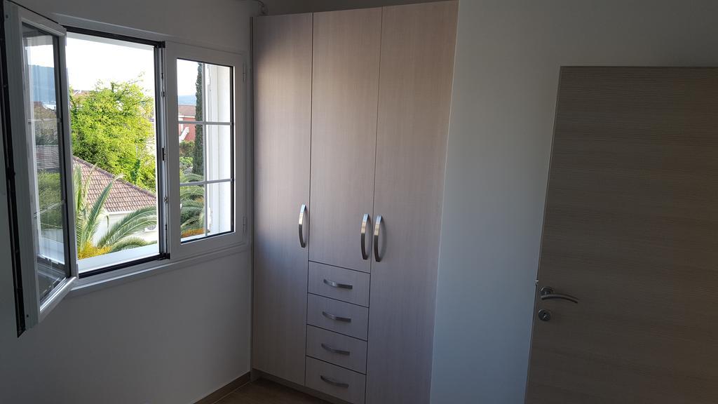 Apartment Milas Tivat Exterior foto