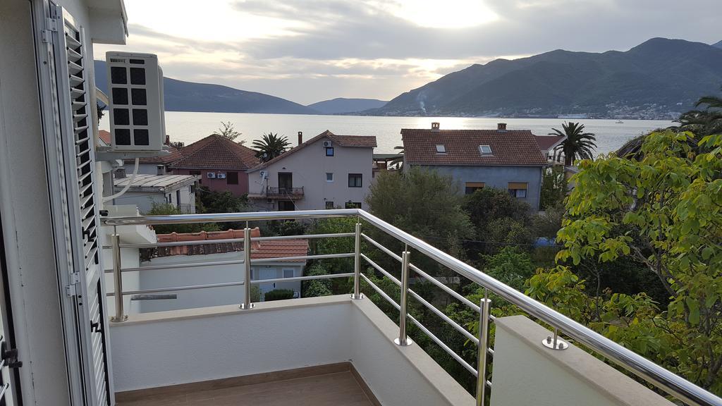 Apartment Milas Tivat Exterior foto